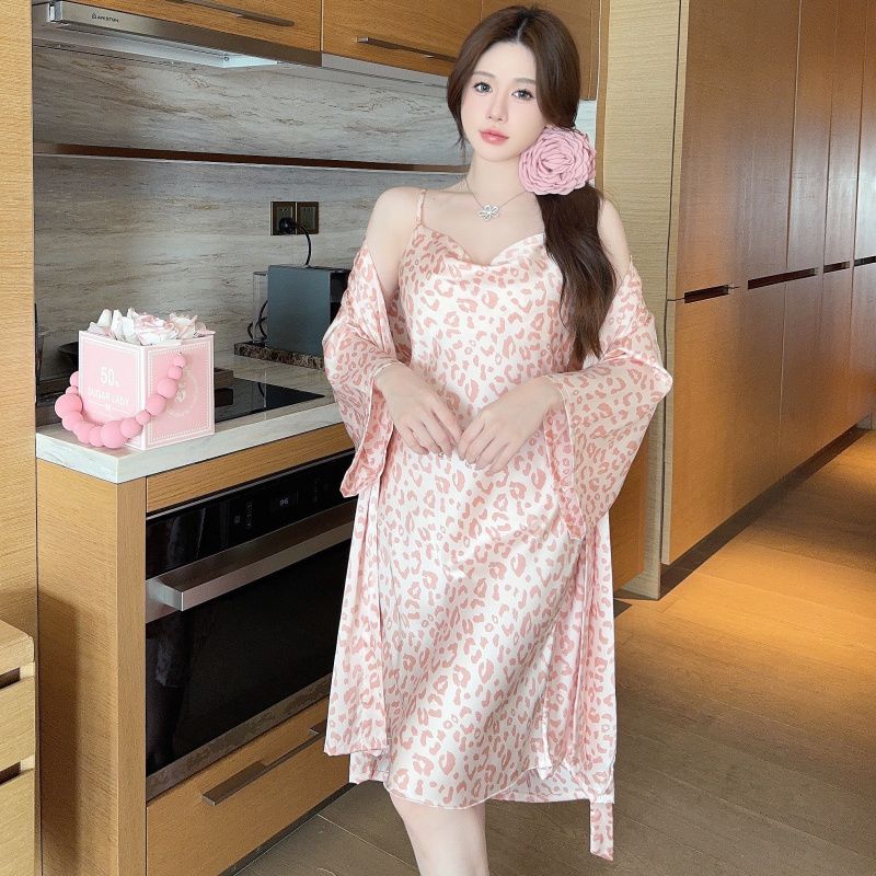 Conjunto de Dos Piezas de Fald - Robe Silk Women reseña y precio